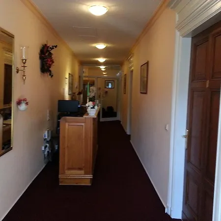 Отель Harzfokus - #hotel#pension#fruehstueck Вернигероде