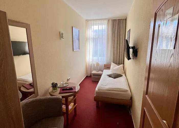 Harzfokus - #hotel#pension#fruehstueck ורניגרוד